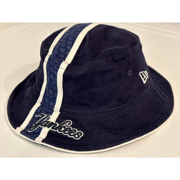 New Era Other - New York Yankees New Era Bucket hat M/L MLB genuine merchandise logo stripe